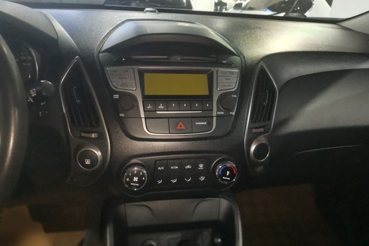 Used Hyundai ix35 2013 2.0L Automatic 2WD Comfort GL China IV Standard