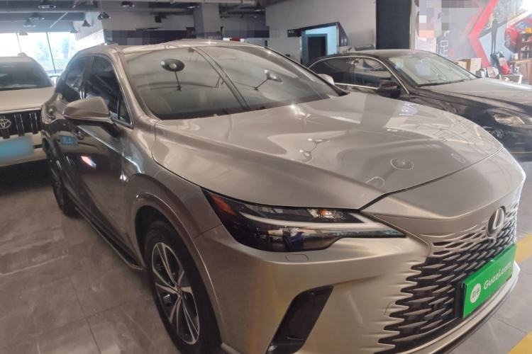 Used Lexus RX 2023 350h Two-Wheel Drive Enjoyment Version
