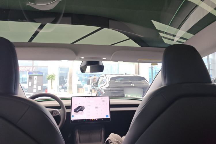 Used Tesla Model 3 
