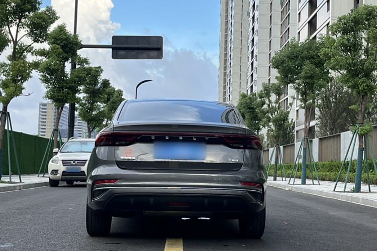 Used Geely Auto Emgrand 2023 4th Generation Champion Edition 1.5L CVT Prestige Model
