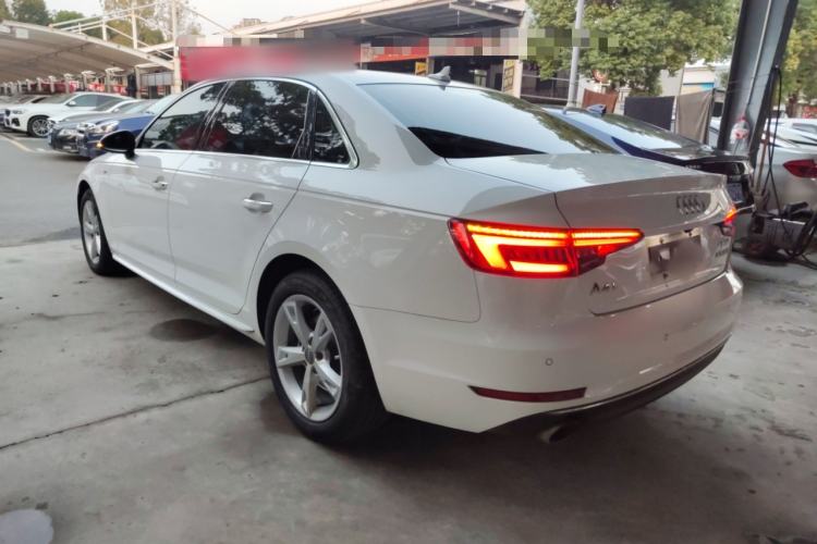 Used Audi A4L 2017 Plus 40 TFSI Fashion Model
