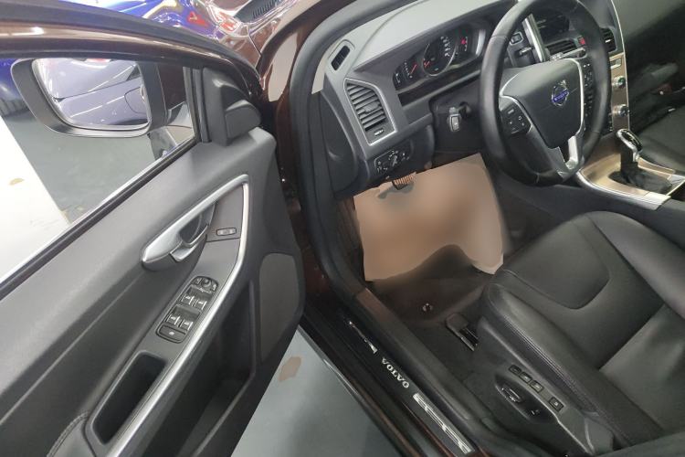 Used Volvo XC60 2016 T5 Smart Upgrade Model