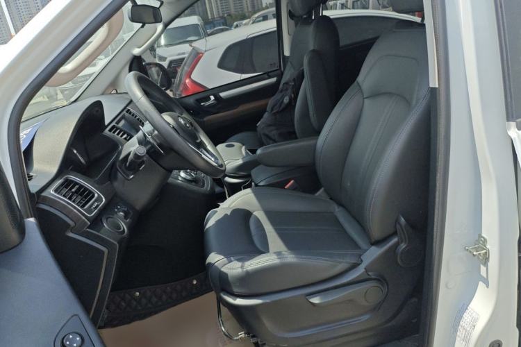 Used SAIC MAXUS G10 2022 2.0T Automatic Elite Edition Gasoline 7-Seater