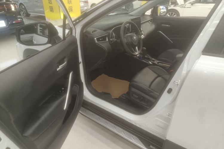 Used Toyota FRONTLANDER 2022 2.0L CVT Luxury PLUS Edition
