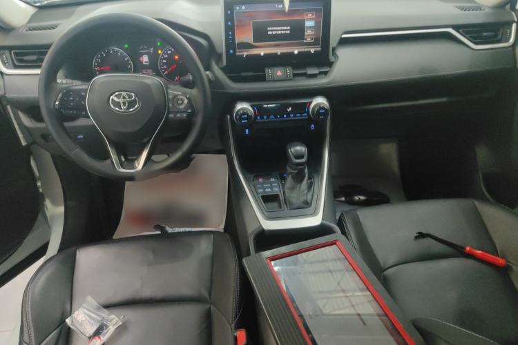 Used Toyota Wildlander 2020 2.0L CVT 4x4 Luxury Edition
