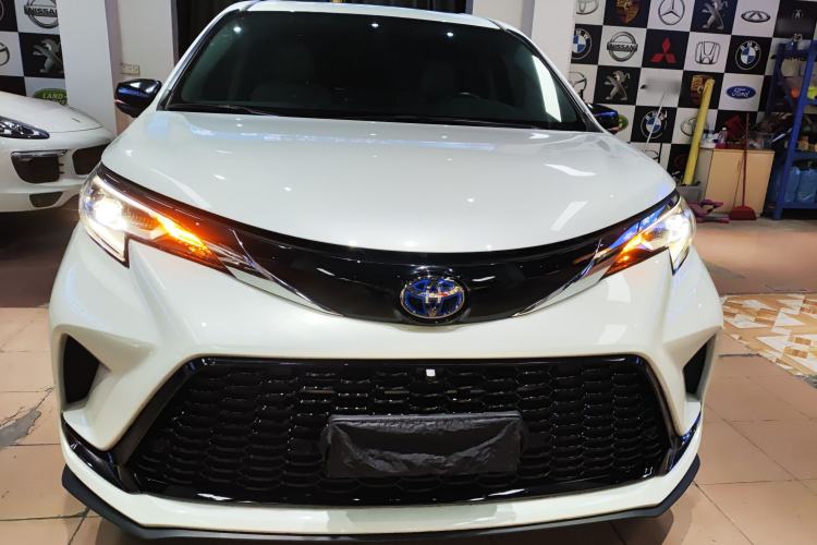 Used Toyota Sienna 2021 2.5L Hybrid Comfort Edition
