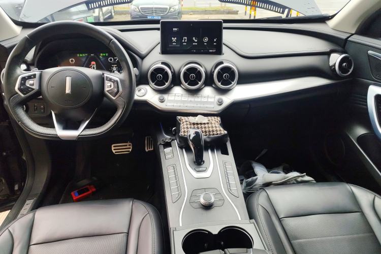 Used Wey VV7 2019 Upgraded Model 2.0T Flagship Version China VI