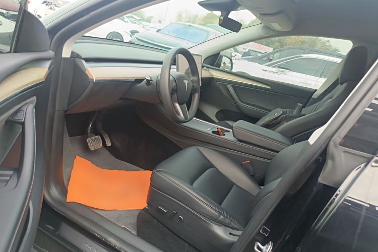 Used Tesla Model Y 2022 Rear-Wheel-Drive Version