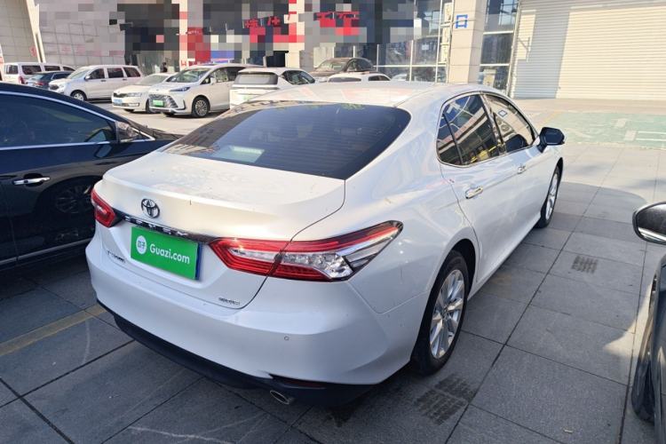 Used Toyota Camry 2019 Revised Version 2.0G Luxury Edition
