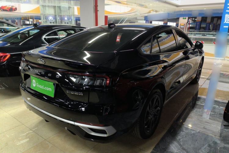 Used Ford Mondeo 2025 2.0T EcoBoost Luxury Version
