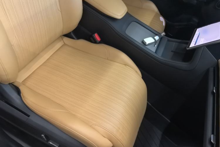 Used  L7 2023 1.5T 115 km Starship
