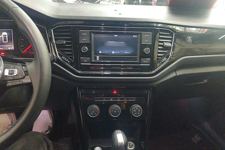 Used Volkswagen T-ROC 2018 280TSI DSG Two-Wheel-Drive Comfort Version China V Standard
