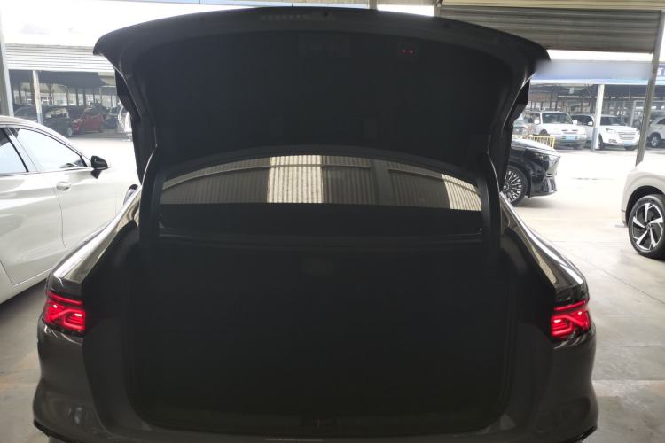 Used BYD Han 2025 DM-i Intelligent Driving Edition 125KM LiDAR Flagship Model
