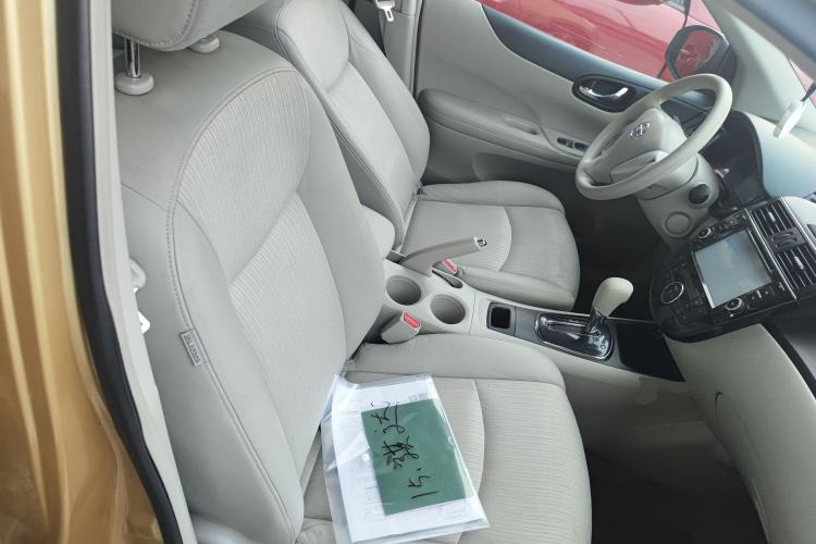 Used Nissan Tiida 2011 1.6L CVT Smart Version
