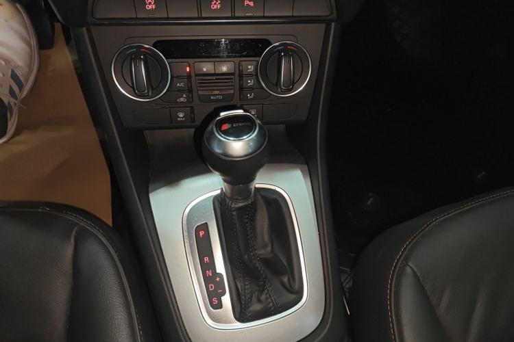 Used Audi Q3 2017 30 TFSI Fashion Model
