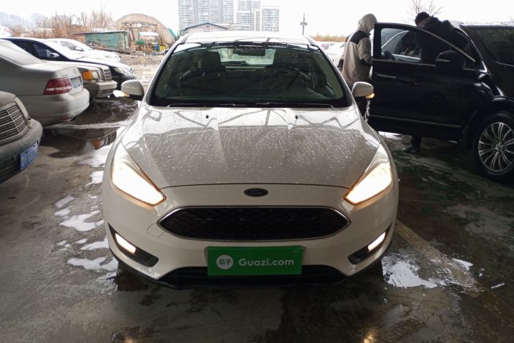 Used Ford Focus 2017 Hatchback 1.6L Automatic Comfort Plus SmartDrive Edition
