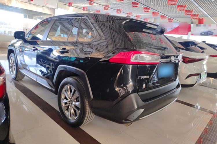 Used Toyota Wildlander 2023 2.0L CVT Two-Wheel Drive Urban Edition
