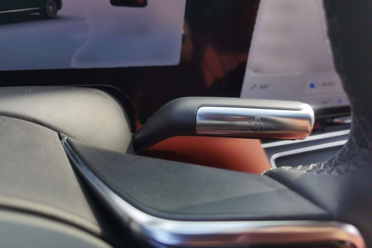 Used Hima AITO M8 2025 Extended-Range Ultra Version 53.4 kWh 6-Seater Edition
