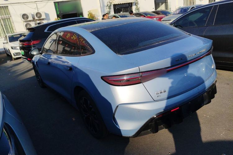 Used BYD Seal 2022 550 km Standard Range Rear-Wheel Drive Prestige Version
