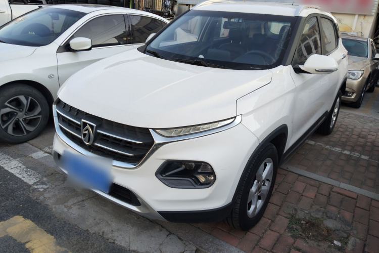 Used Baojun 510 2017 1.5L Automatic Fashion Model

