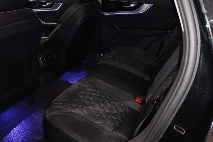 Used Hongqi HS5 2019 2.0T Smart Connect Flagship All-Wheel-Drive Version
