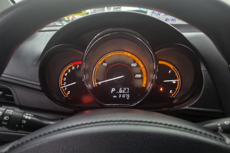 Used Toyota YARiS L 2022 1.5L CVT Leading PLUS Edition
