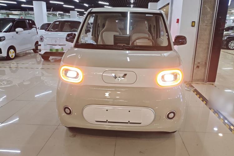 Used Wuling Hongguang MINIEV 2024 3rd Generation 215km Youth Edition
