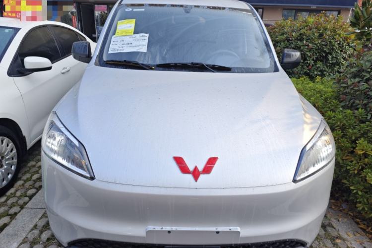 Used Wuling Hongguang New Energy 2024 All-Electric Model 300KM Practical Version