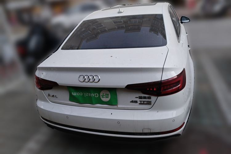 Used Audi A4L 2018 30th Anniversary Edition 40 TFSI Fashion Model
