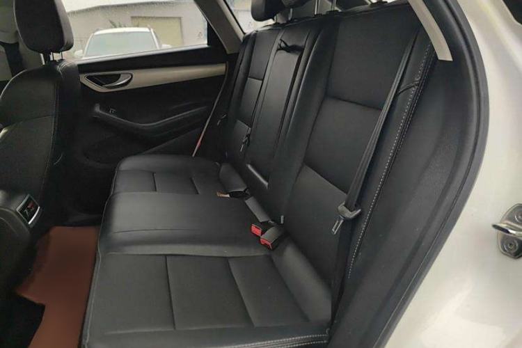 Used Zotye SR7 2016 1.5T CVT Cube Road Edition China V Standard
