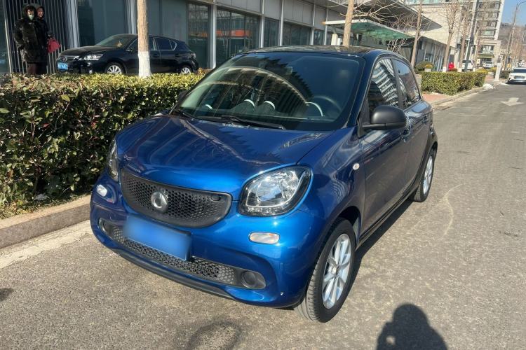 Used smart forfour 2018 1.0L 52 kW Dynamic Edition