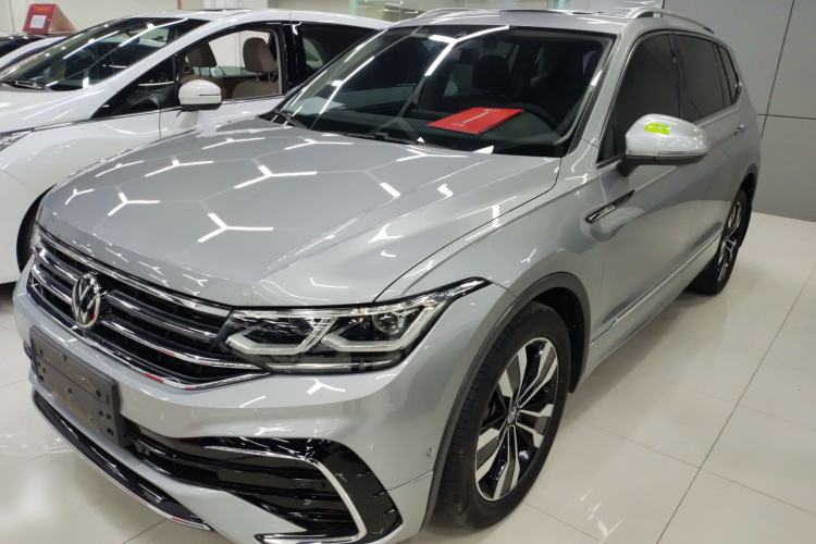 Used Volkswagen Tiguan L 2022 330TSI Automatic Two-Wheel Drive R-Line Flagship Edition
