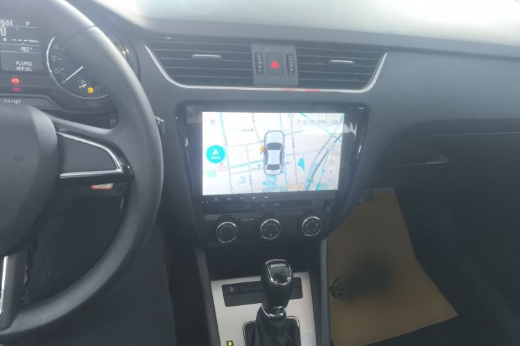 Used Skoda Octavia 2017 1.6L Automatic Chuanxing Edition
