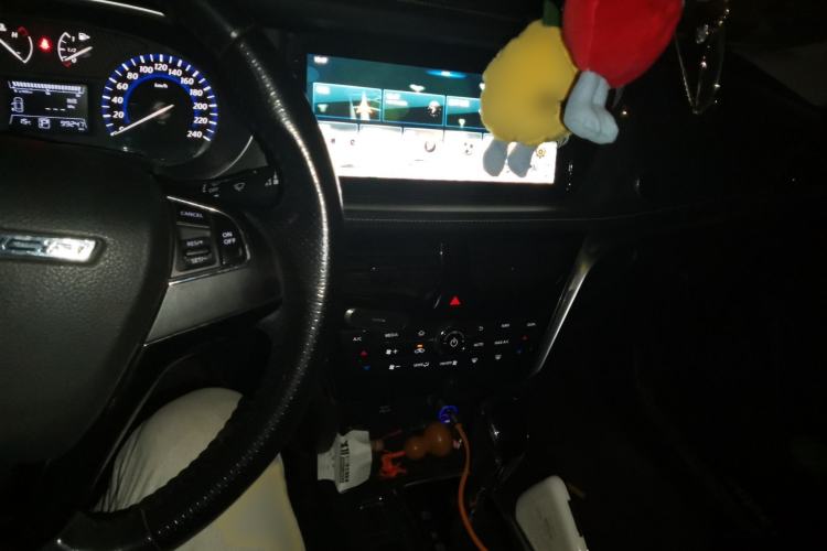 Used Venucia T90 2018 2.0L CVT Smart Connect Prestige Version China VI Standard
