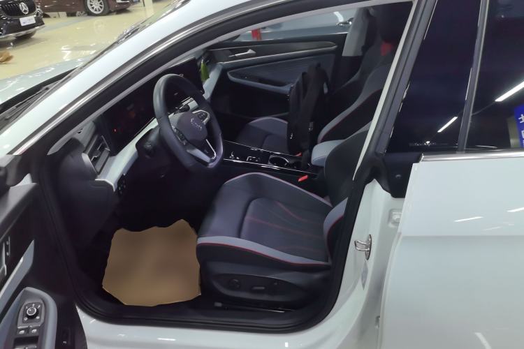 Used Volkswagen Lamando 2024 Lavida L 280TSI DSG Cool & Spicy Edition
