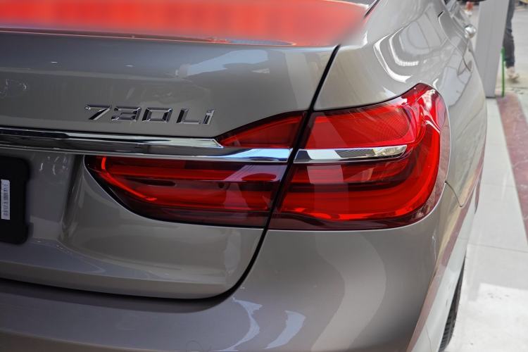 Used BMW 7 Series 2018 730Li Leading Model Excellence Package
