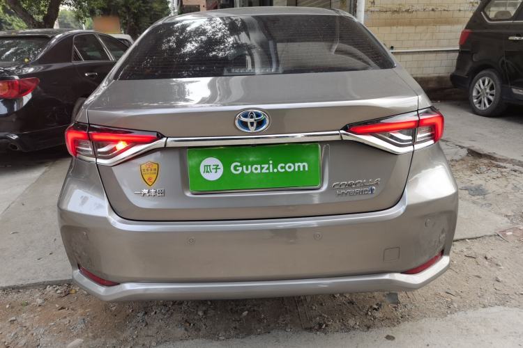 Used Toyota Corolla 2021 Dual-Motor 1.8L E-CVT Elite Edition