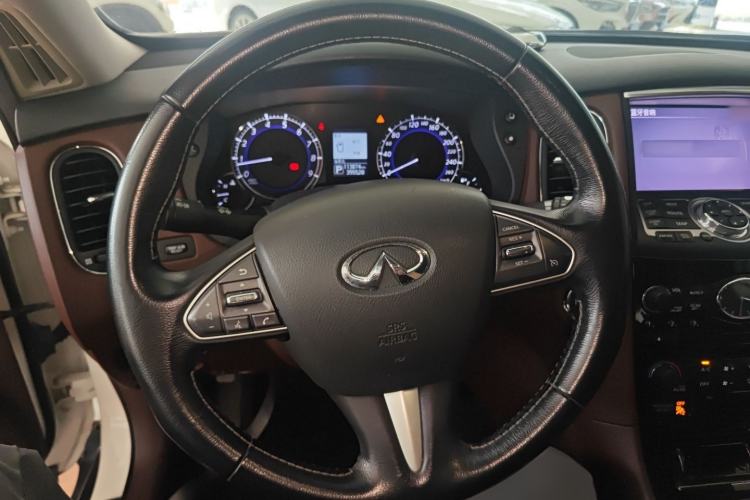 Used Infiniti QX50 2015 2.5L Enjoyment Edition
