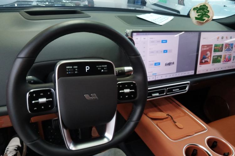 Used Li Auto L8 2024 Pro Model