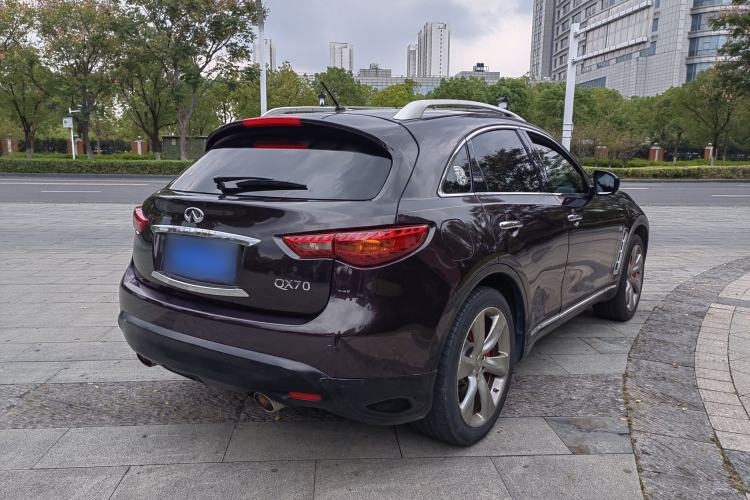 Used Infiniti QX70 2013 3.7L Standard Edition
