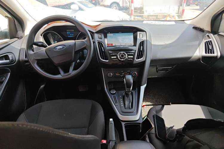 Used Ford Focus 2017 Hatchback 1.6L Automatic Comfort Plus SmartDrive Edition
