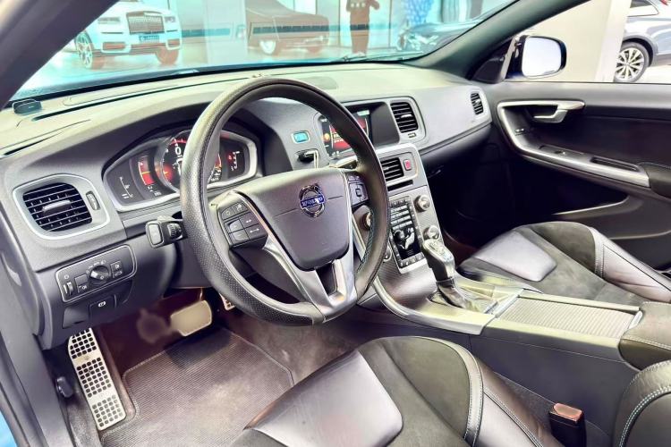 Used Volvo S60 2017 2.0T Polestar
