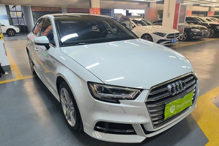 Used Audi A3 2020 Limousine 35 TFSI Fashion Edition China VI Emission Standard