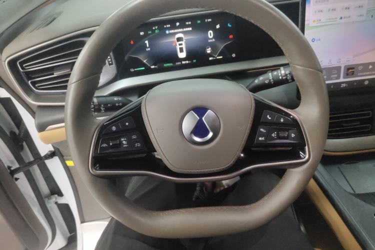 Used Denza D9 2022 DM-i 970 Four-Wheel Drive Flagship Model