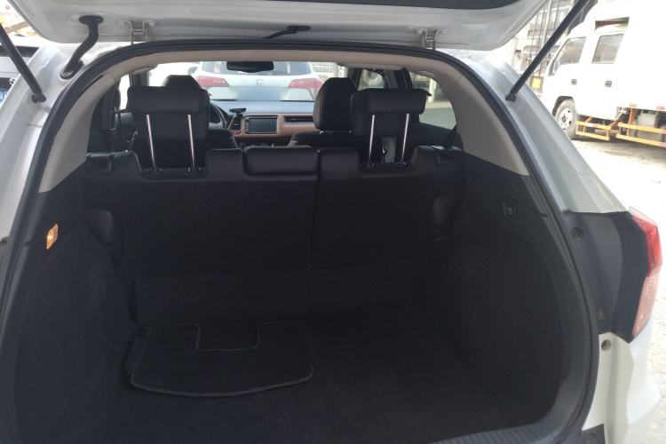 Used Honda Vezel 2016 1.8L CVT Front-Wheel Drive Pioneer Edition