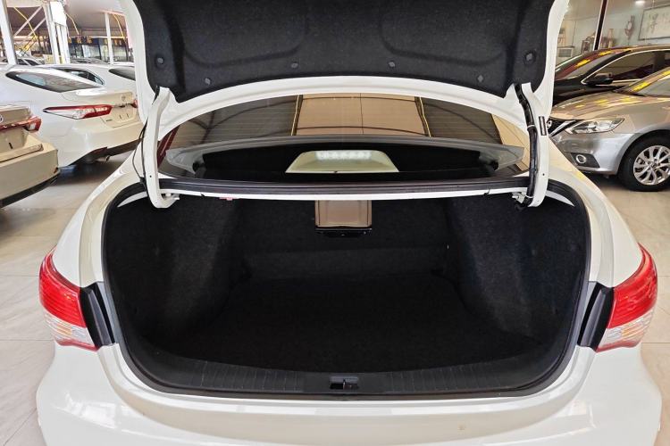 Used Nissan Sylphy 2016 Classic 1.6XE Automatic Leading Edition
