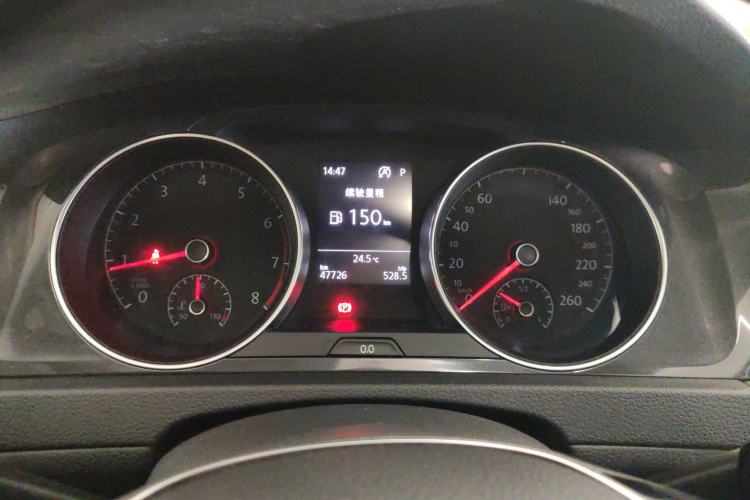 Used Volkswagen Golf 2018 230TSI Automatic Luxury Version
