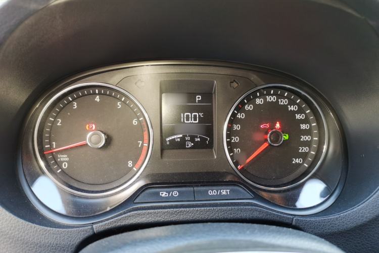 Used Volkswagen Polo 2016 1.6L Automatic Comfort Model
