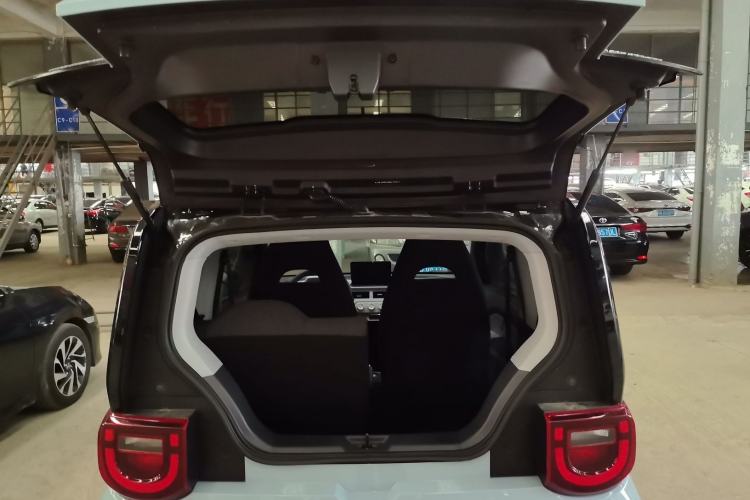 Used Chery QQ Ice Cream 2022 170km Sundae Phosphate Lithium-Ion