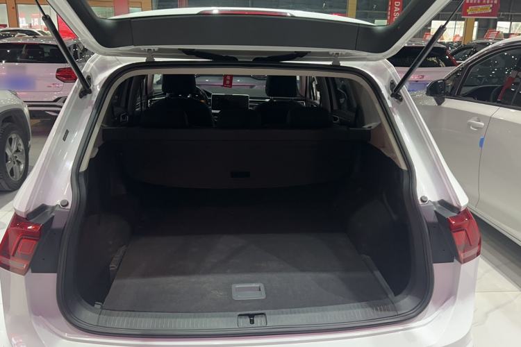 Used Volkswagen Tiguan L 2023 330TSI Automatic Two-Wheel Drive Comfort Edition
